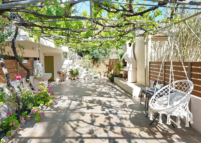 Retreat Villa Olya - Seaside & Spa